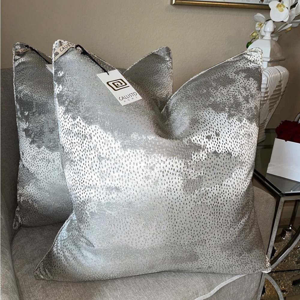1-NWT CALLISTO HOME DECORATIVE PILLOW (Please read description for details) - Picture 10 of 13